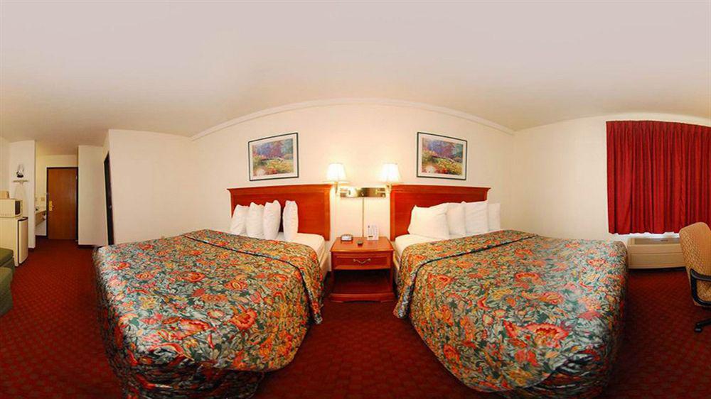Hotel Super 8 By Wyndham Troy Il/St. Louis Area Exteriér fotografie